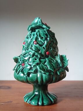 Vintage Holly Berry Lefton Toothpick Holder 1960s Ceramic Christmas Tree